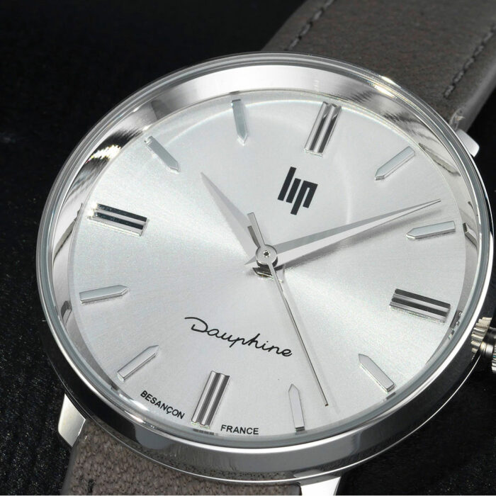 Montre LIP Dauphine Cadran Acier