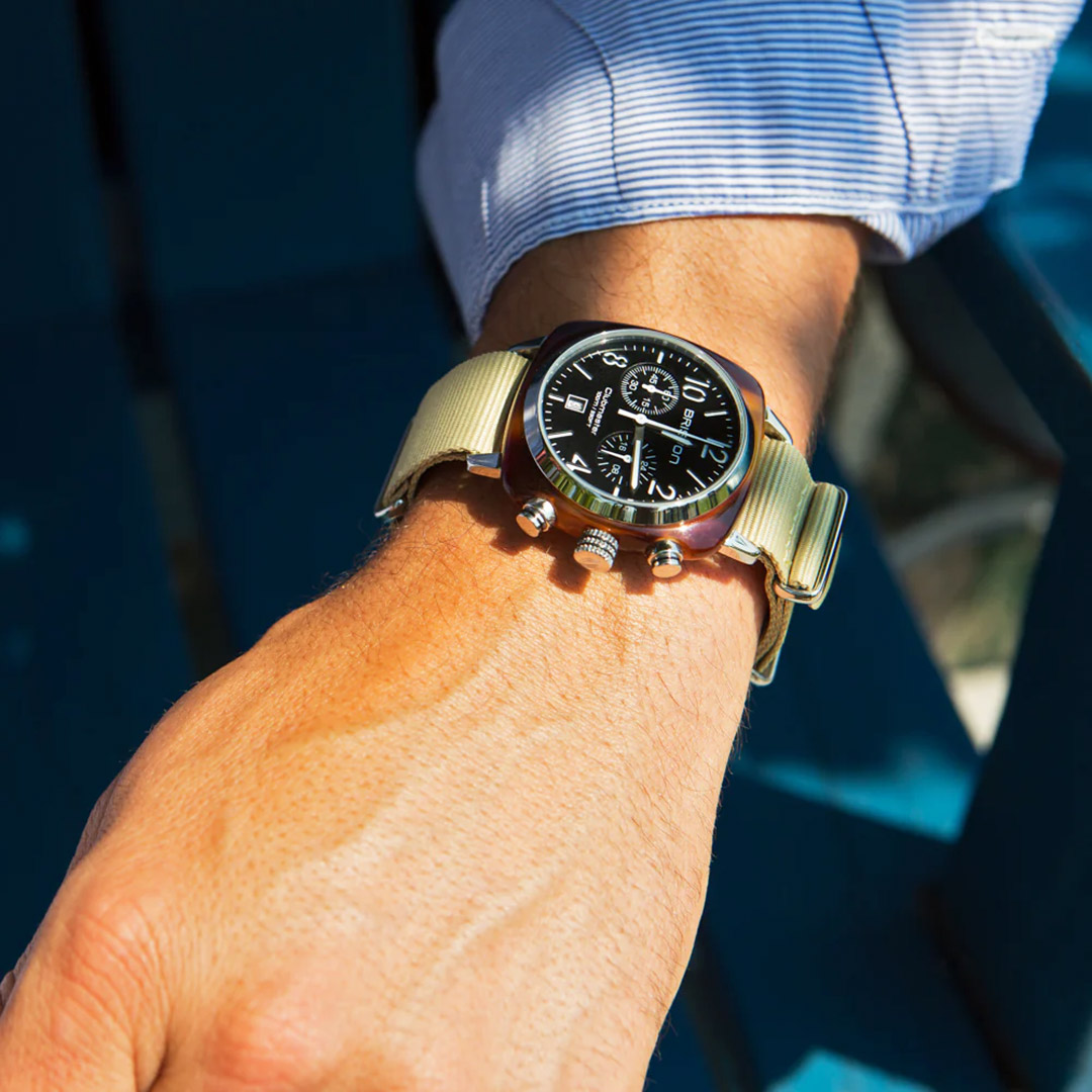 Boucles d’Oreilles Carati – Or Blanc 18 carats Briston Clubmaster Classic Chrono Black Khaki Watch