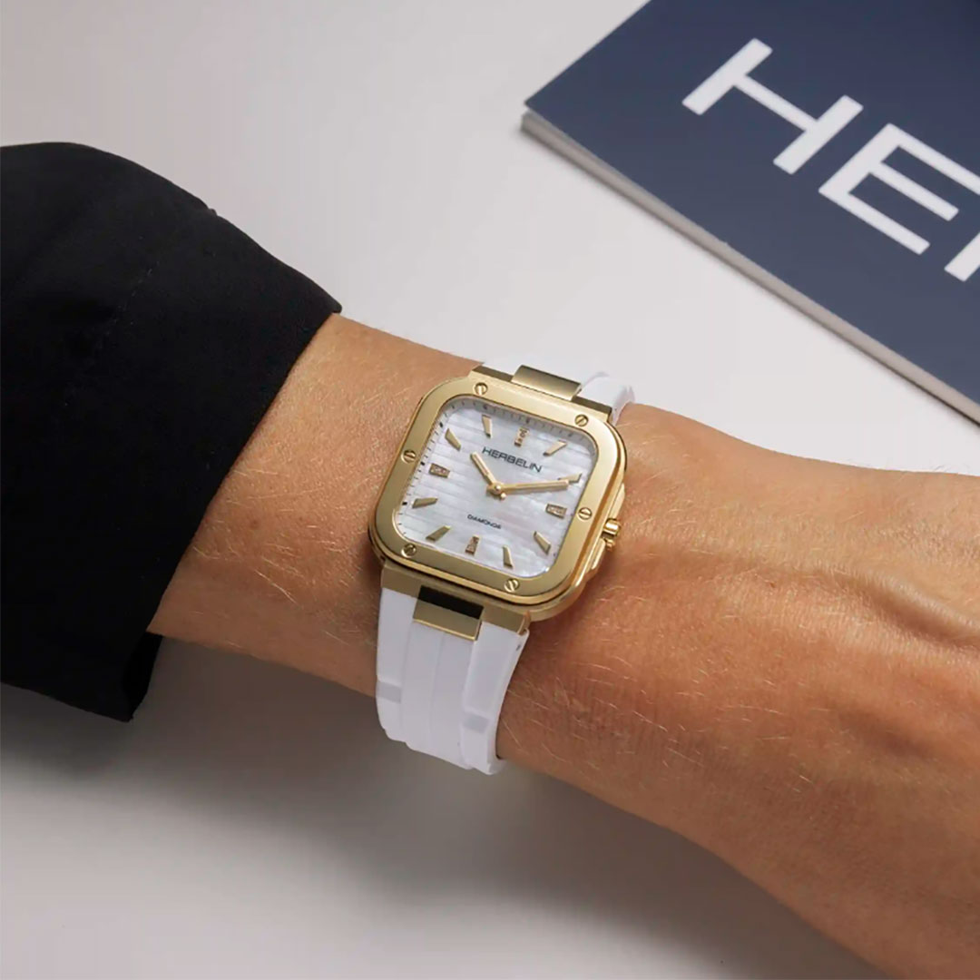 herbelin-17546P1N89CW-porte Montre Herbelin Cap Camarat nacre diamant
