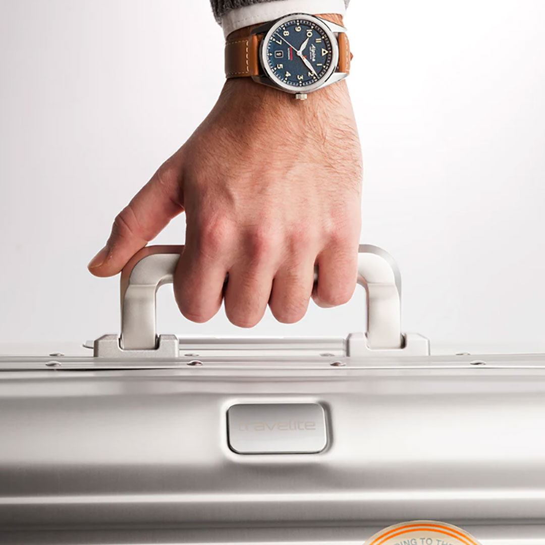 Montre Alpina pilot AL-525NW4S36